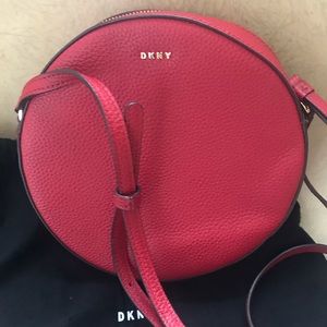 dkny cindy circle bag